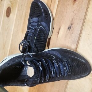 ECCO Men's Black Athletic Shoes